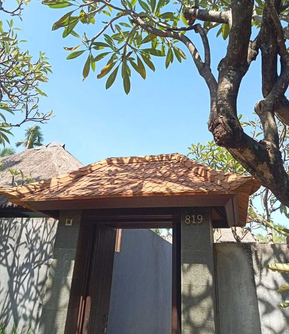 Angkul Angkul Atap Sirap